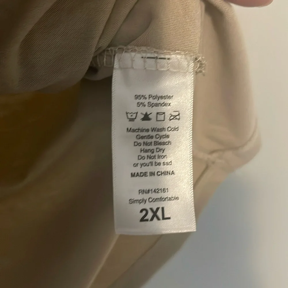 NWT LuLaRoe Cream Classic T Size 2XL - Picture 5 of 7